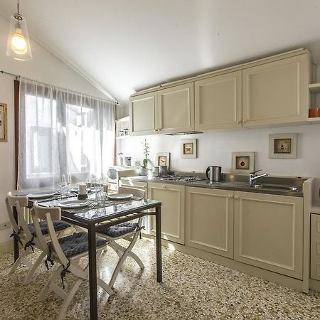 Lovely Venetian Apartment Eksteriør billede